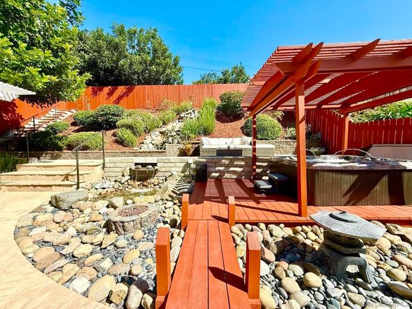 2767 Lancha St, San Diego CA 92111