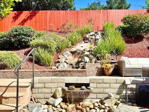 2767 Lancha St, San Diego CA 92111