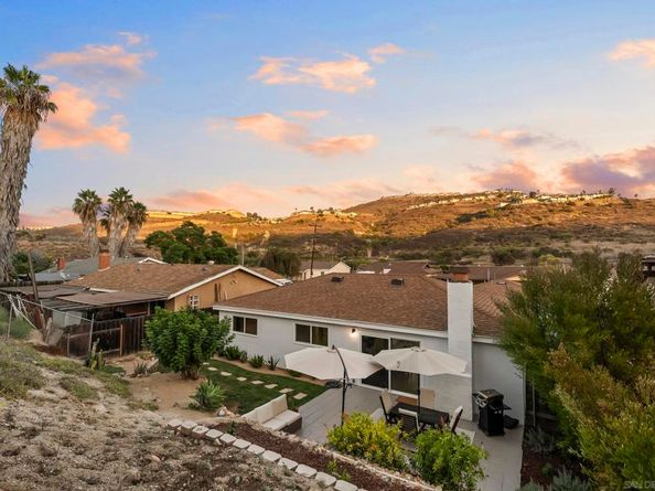 10452 Fairhill Dr, Spring Valley CA 91977