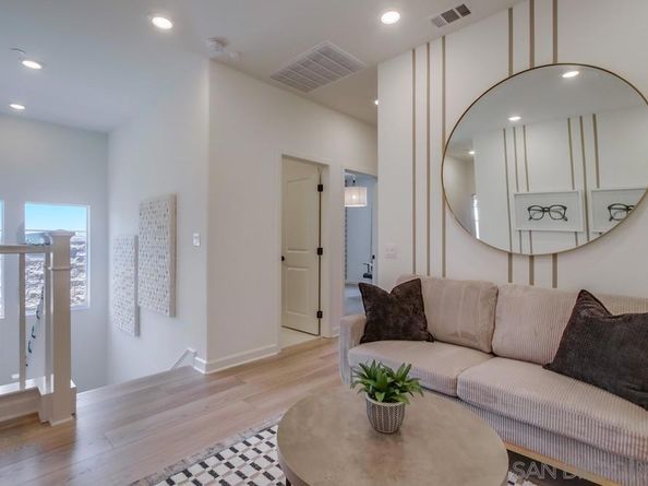 1205 Sunrise View 105, San Marcos CA 92078