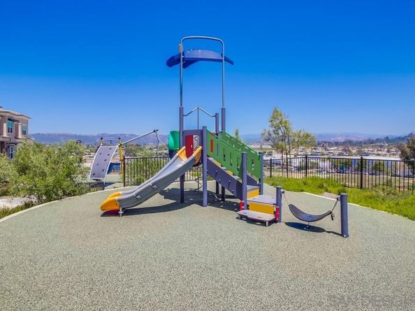 1205 Sunrise View 105, San Marcos CA 92078