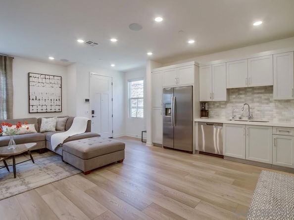 1205 Sunrise View 105, San Marcos CA 92078