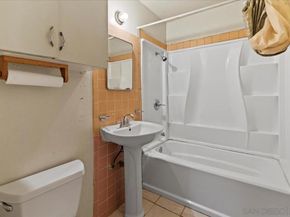 6837 Celia Vista Dr, San Diego CA 92115