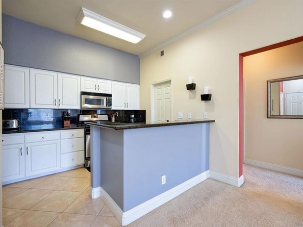 12368 Carmel Country Rd 303, San Diego CA 92130