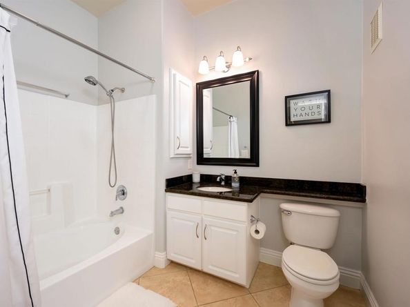 12368 Carmel Country Rd 303, San Diego CA 92130