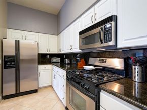 12368 Carmel Country Rd 303, San Diego CA 92130