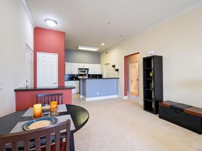 12368 Carmel Country Rd 303, San Diego CA 92130