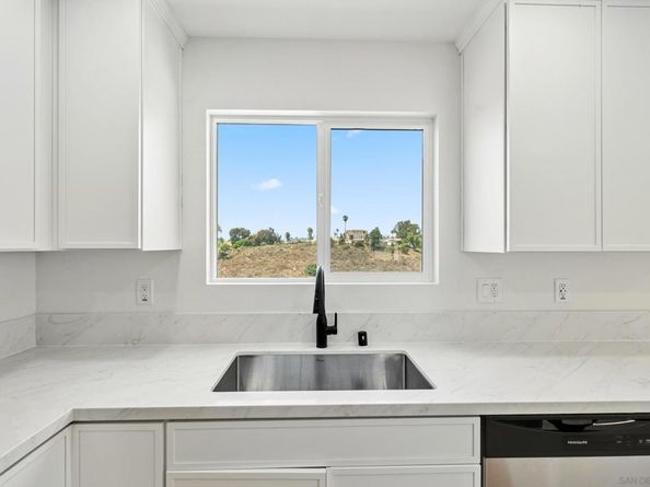 6492 6494 Lanston St., San Diego CA 92111