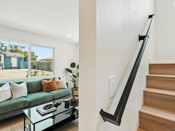 6492 6494 Lanston St., San Diego CA 92111