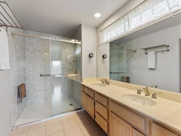10791 Wallingford Rd, San Diego CA 92126