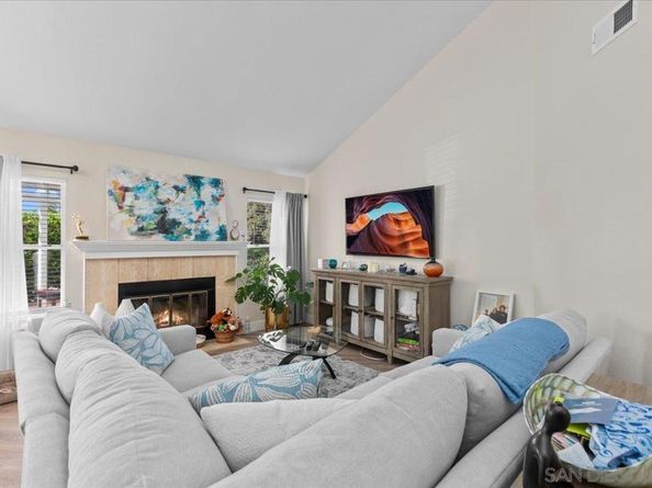 1299 Via Apuesto, San Marcos CA 92078