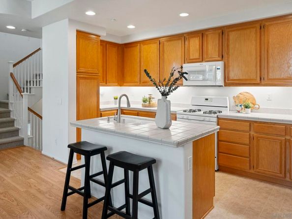 2847 Escala Cir, San Diego CA 92108
