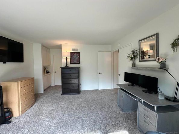 5367 Outlook Pt, San Diego CA 92124