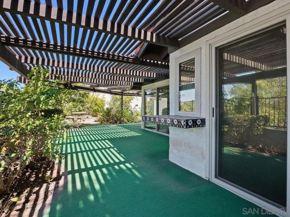 17604 Camino Ancho, San Diego CA 92128