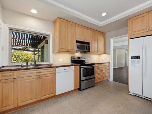 17604 Camino Ancho, San Diego CA 92128