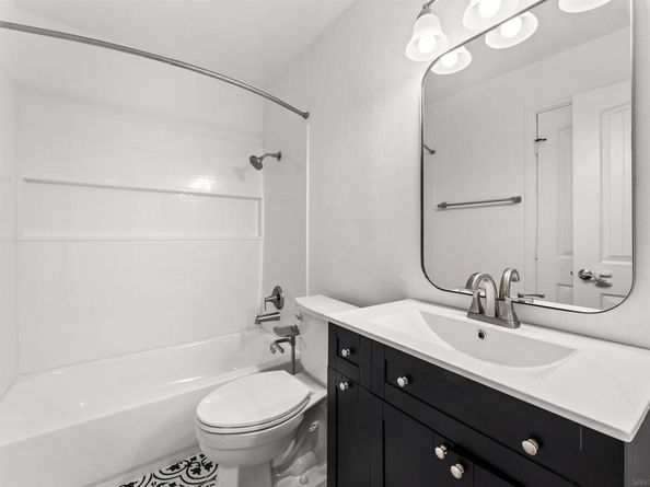 502 Calle Montecito 19, Oceanside CA 92057