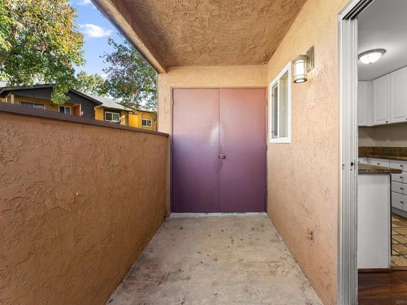 502 Calle Montecito 19, Oceanside CA 92057