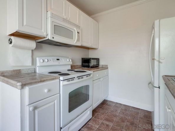 8628 Via Mallorca D, La Jolla CA 92037