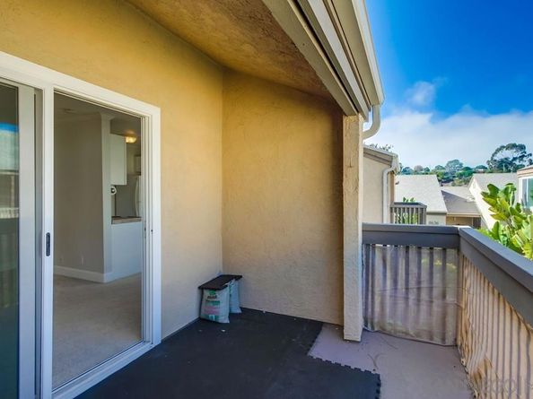 8628 Via Mallorca D, La Jolla CA 92037