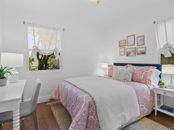 4386 Niagara Ave, San Diego CA 92107