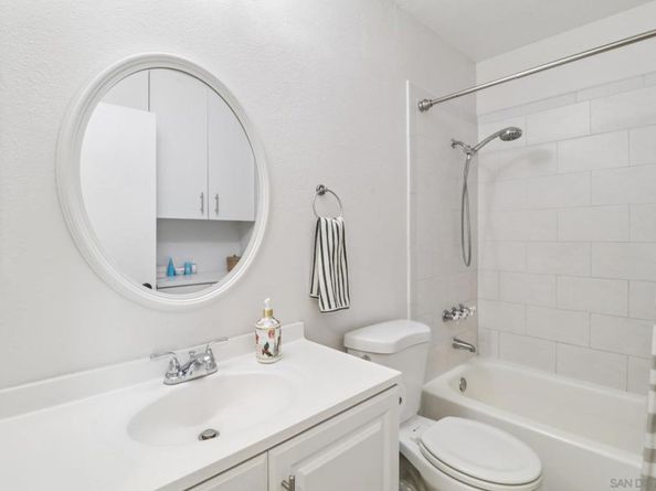 3069 Plaza Natalia, Bonita CA 91902