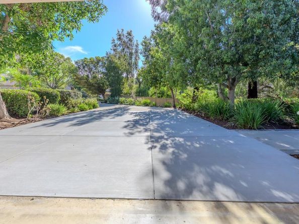 1772 Crescent Knolls Gln, Escondido CA 92029