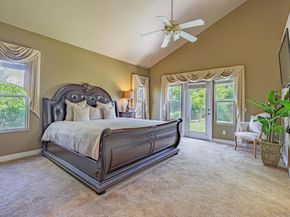 1772 Crescent Knolls Gln, Escondido CA 92029