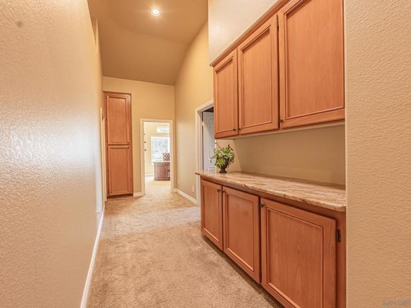 1772 Crescent Knolls Gln, Escondido CA 92029