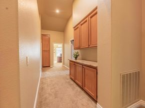 1772 Crescent Knolls Gln, Escondido CA 92029