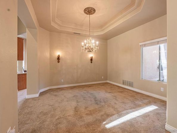 1772 Crescent Knolls Gln, Escondido CA 92029