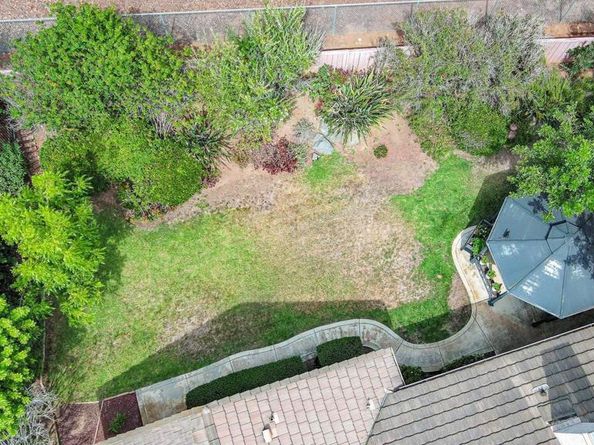 1772 Crescent Knolls Gln, Escondido CA 92029