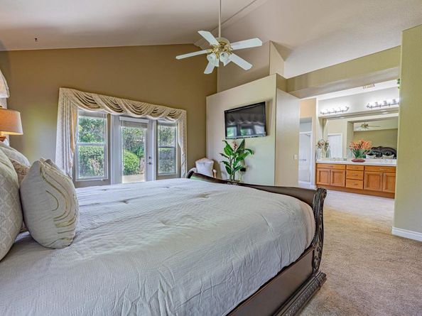 1772 Crescent Knolls Gln, Escondido CA 92029