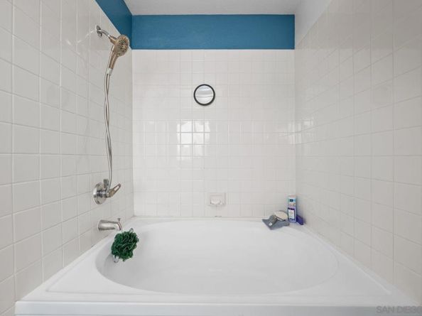 1193 Rachel Cir, Escondido CA 92026