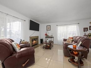 1193 Rachel Cir, Escondido CA 92026