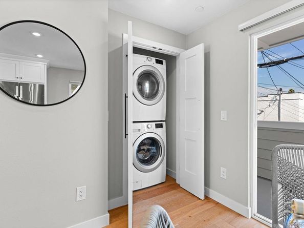 4954 Saratoga Ave, San Diego CA 92107