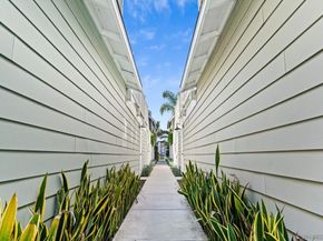 4954 Saratoga Ave, San Diego CA 92107