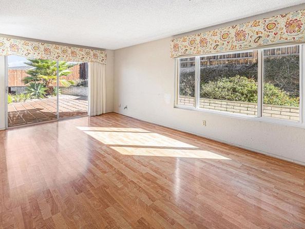 3008 Garboso Street, Carlsbad CA 92009