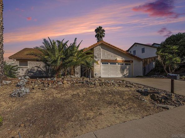 3008 Garboso Street, Carlsbad CA 92009