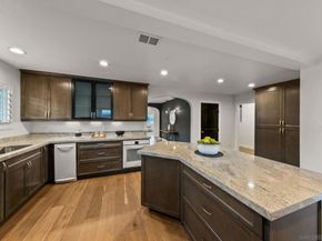 1525 Willow St, San Diego CA 92106