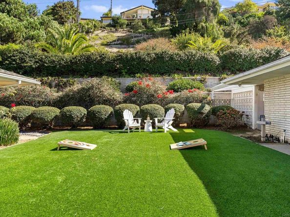 1177 Muirlands Vista Way, La Jolla CA 92037