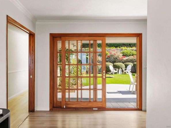 1177 Muirlands Vista Way, La Jolla CA 92037