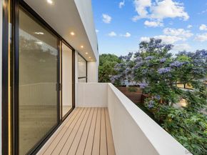 7372 76 Fay Ave, La Jolla CA 92037