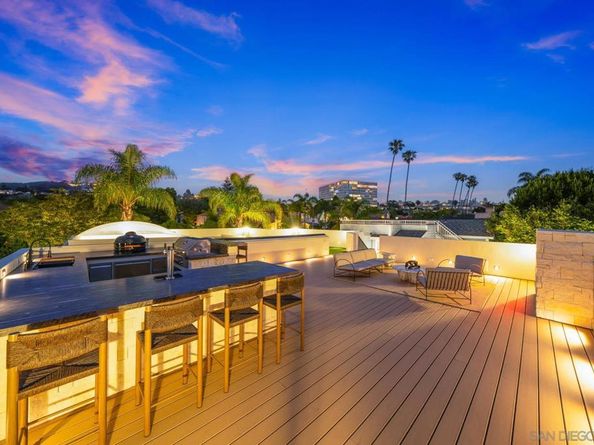 7372 76 Fay Ave, La Jolla CA 92037