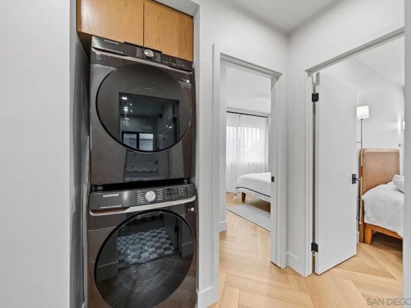 7372 76 Fay Ave, La Jolla CA 92037