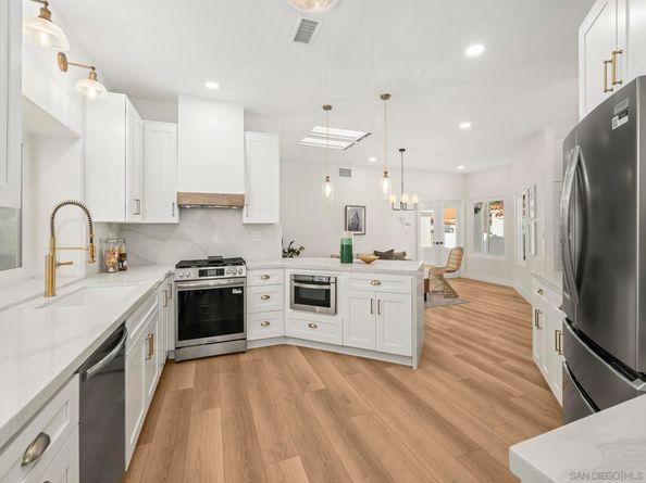 4137 Pindar Way, Oceanside CA 92056