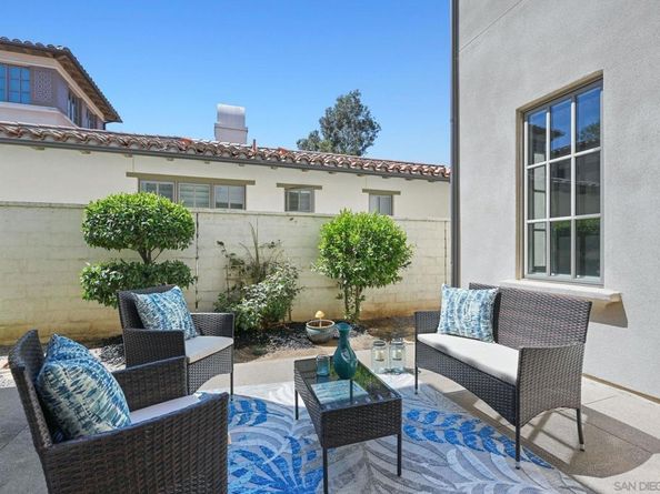 17216 Turf Club Dr, San Diego CA 92127