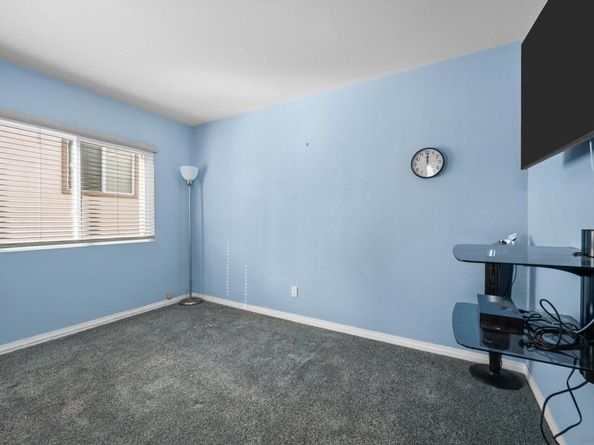 13170 Entreken Ave, San Diego CA 92129