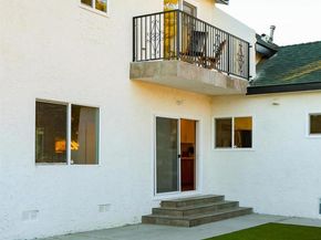 1900 W 41St St, Los Angeles CA 90062