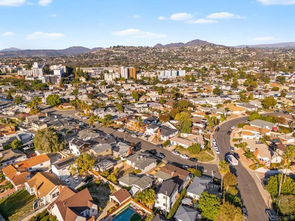 4920 Rockford Dr, San Diego CA 92115