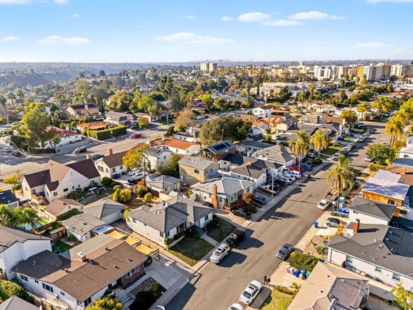 4920 Rockford Dr, San Diego CA 92115